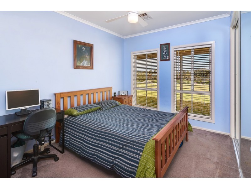 40 Trainers Way, Strathalbyn SA 5255