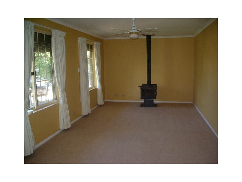 13 Formby Street, Strathalbyn SA 5255