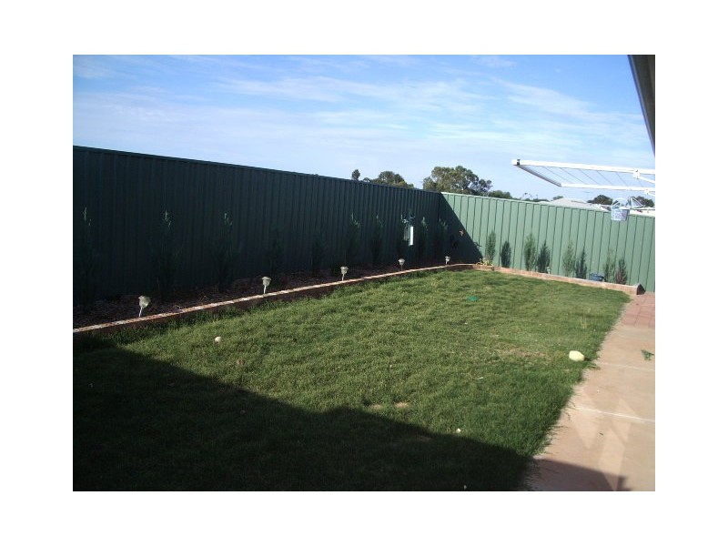 22 Strathford Way, Strathalbyn SA 5255
