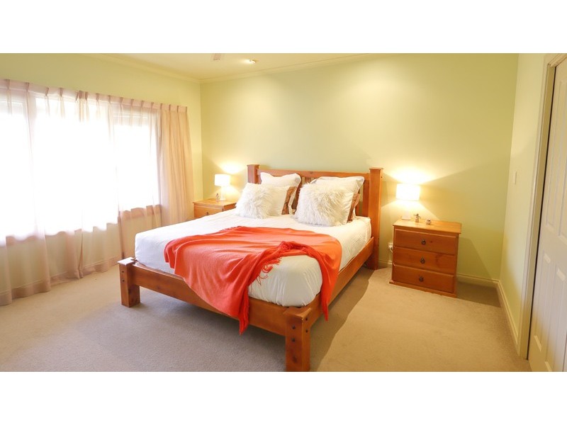 8 Gordon Crescent, Strathalbyn SA 5255