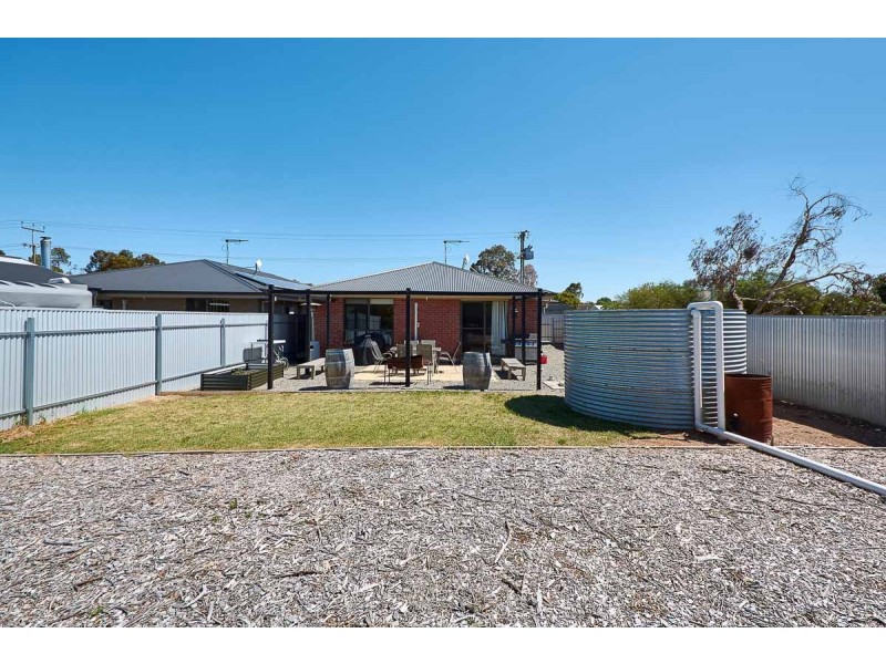 17 Bulkeley Street, Milang SA 5256