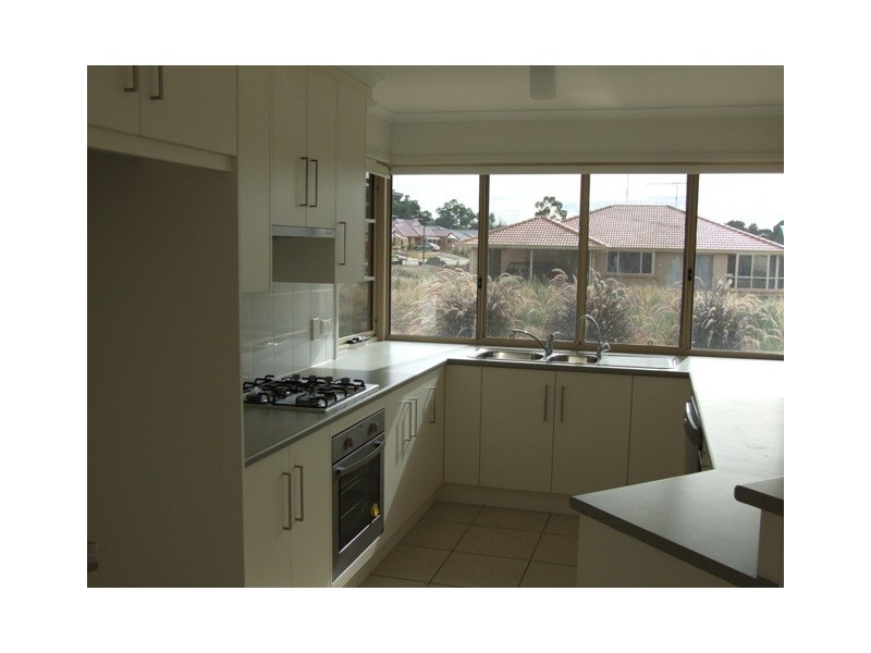 6 Fairweather Drive, Strathalbyn SA 5255
