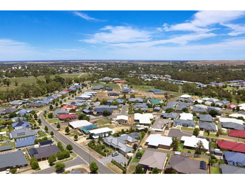 15 St Andrews Drive, Strathalbyn SA 5255