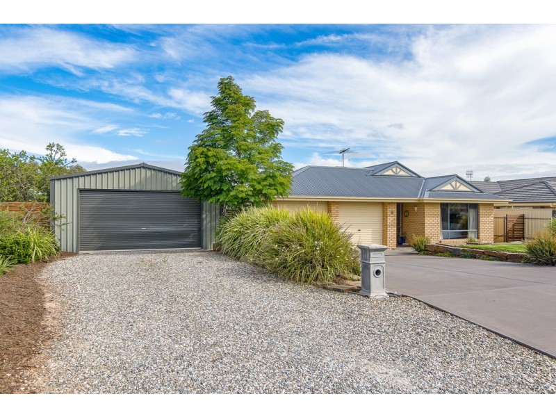 16 Fairweather Drive, Strathalbyn SA 5255