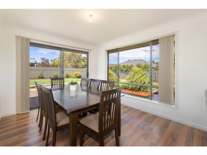 16 Fairweather Drive, Strathalbyn SA 5255