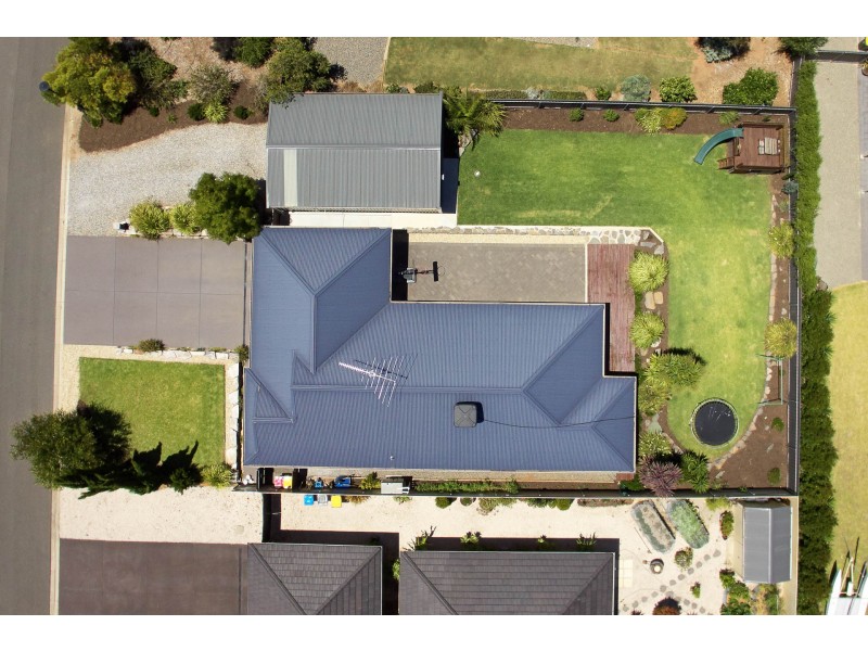 16 Fairweather Drive, Strathalbyn SA 5255