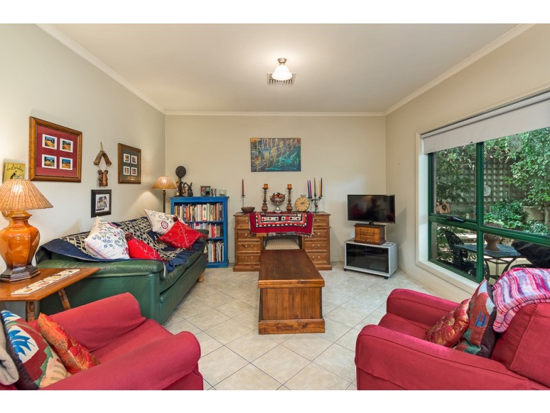 15 Love Avenue, Strathalbyn SA 5255