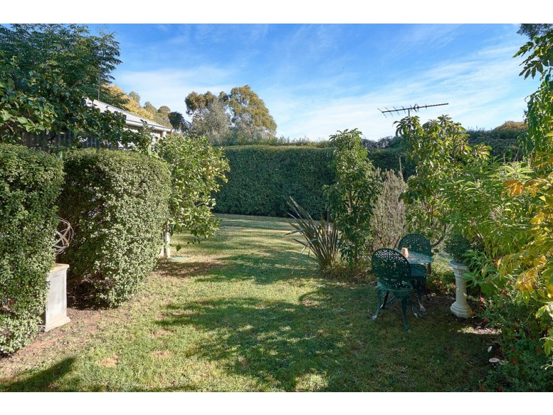 15 Love Avenue, Strathalbyn SA 5255