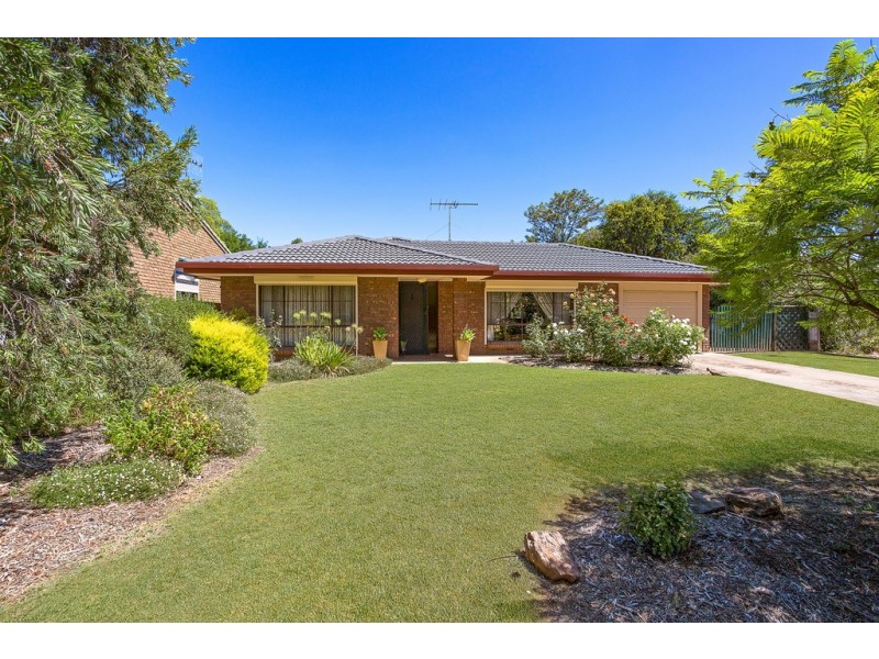 18 Fairfield Drive, Strathalbyn SA 5255