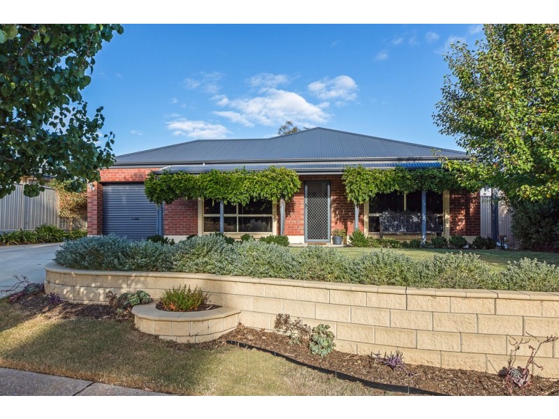 25 St Andrews Drive, Strathalbyn SA 5255