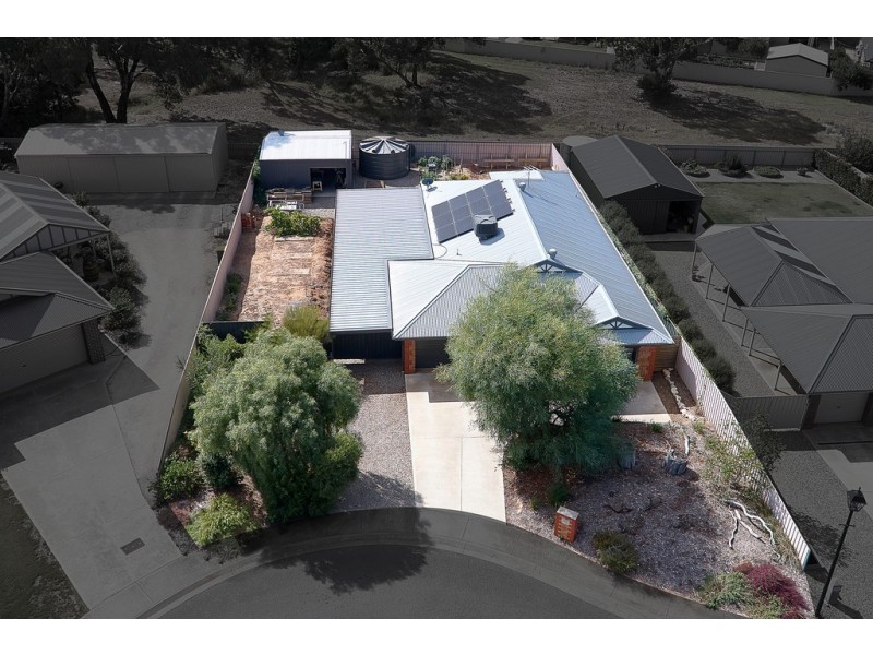 10 Lee Court, Strathalbyn SA 5255