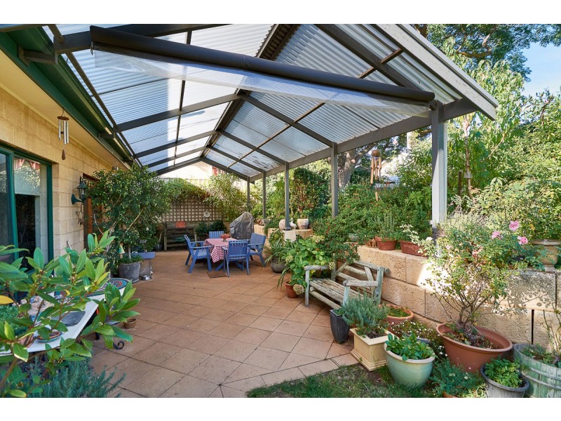 15 Love Avenue, Strathalbyn SA 5255