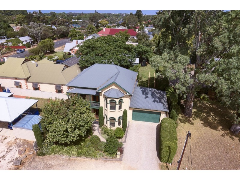 15 Love Avenue, Strathalbyn SA 5255