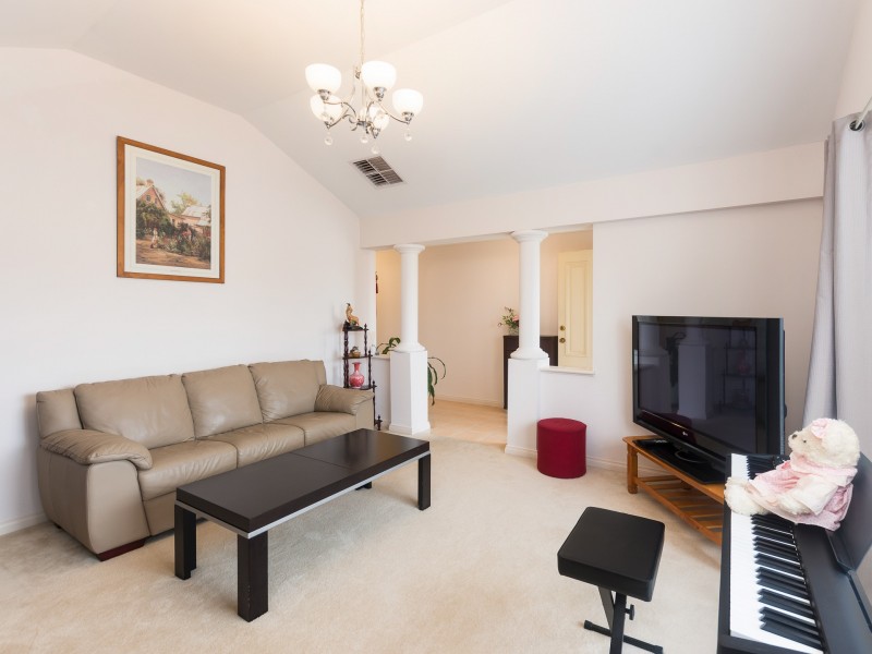 58 Strathmont Drive, Strathalbyn SA 5255