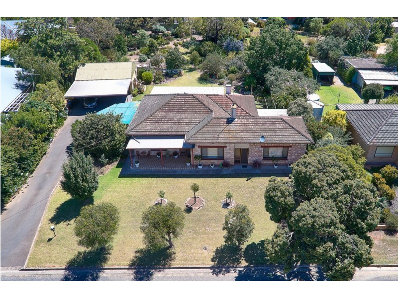 6 Love Avenue, Strathalbyn SA 5255