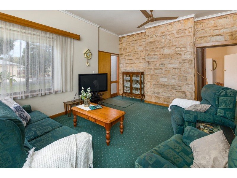 6 Love Avenue, Strathalbyn SA 5255