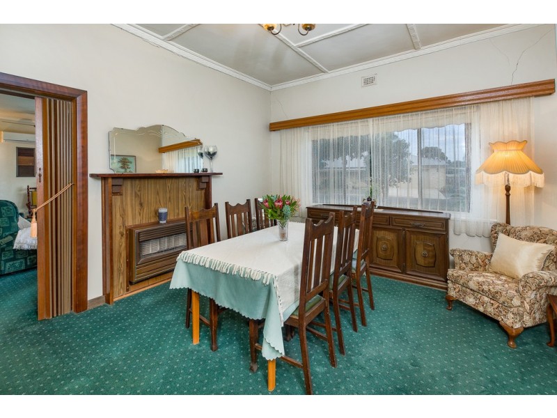 6 Love Avenue, Strathalbyn SA 5255