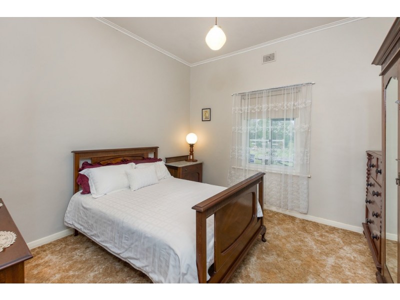 6 Love Avenue, Strathalbyn SA 5255