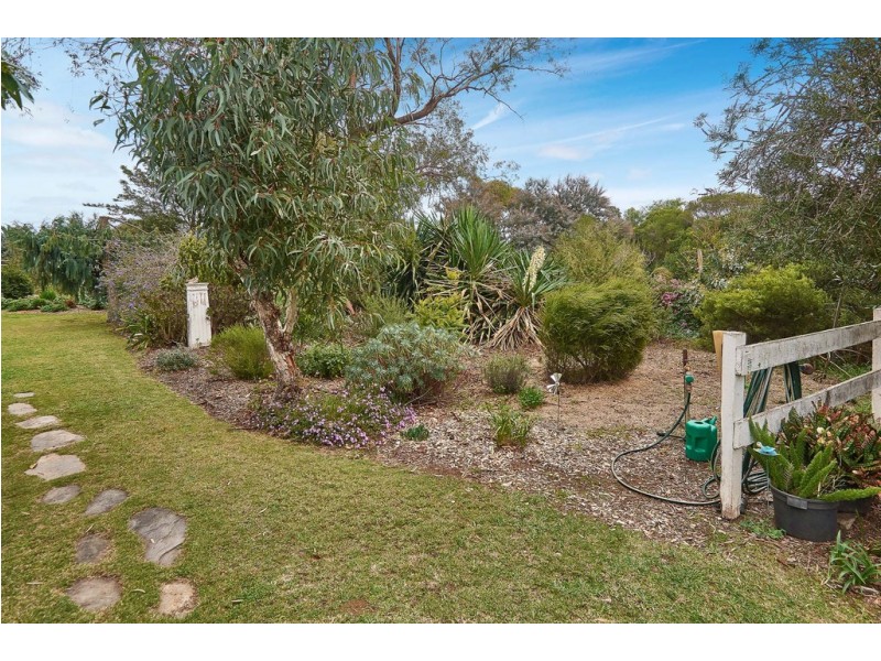 6 Love Avenue, Strathalbyn SA 5255
