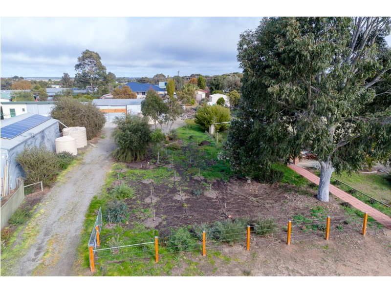 10 Ameroo Avenue, Milang SA 5256