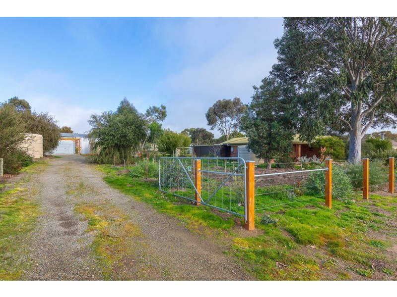 10 Ameroo Avenue, Milang SA 5256