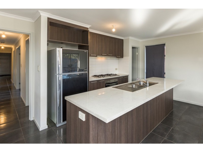 5 Thomas Street, Strathalbyn SA 5255