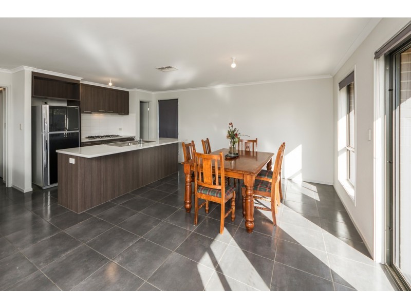 5 Thomas Street, Strathalbyn SA 5255