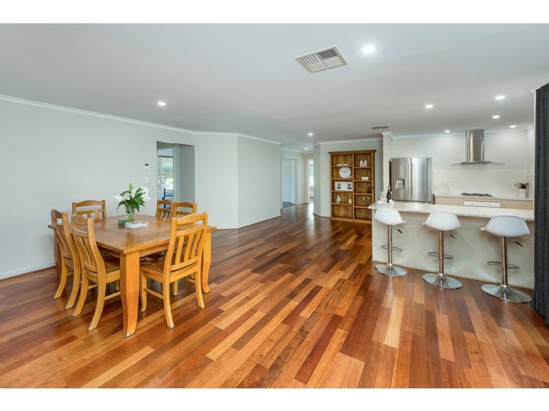 63 Trainers Way, Strathalbyn SA 5255