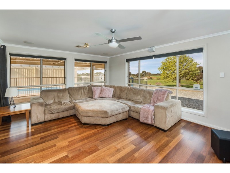 63 Trainers Way, Strathalbyn SA 5255