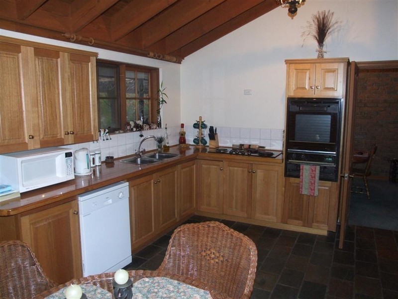 31 Jackson Avenue, Strathalbyn SA 5255