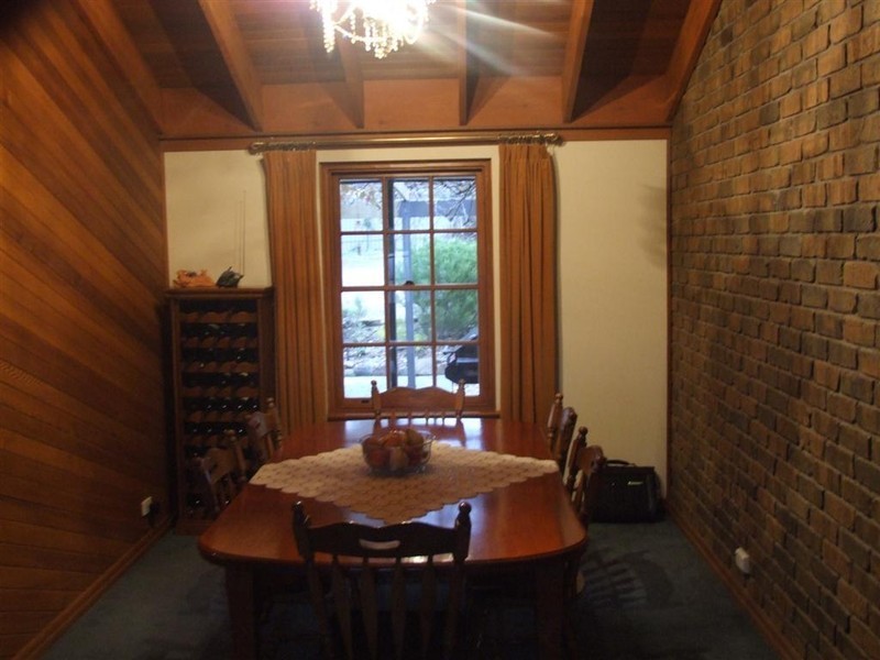 31 Jackson Avenue, Strathalbyn SA 5255