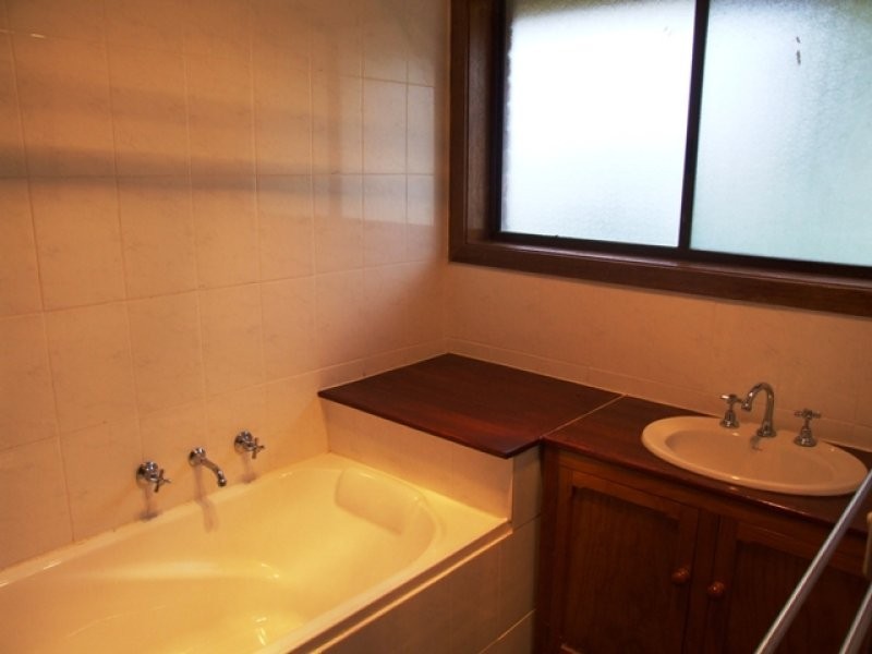 60 Ashbourne Road, Strathalbyn SA 5255