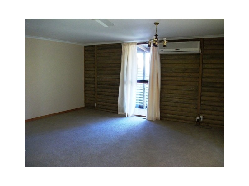 24 Burnside Road, Strathalbyn SA 5255