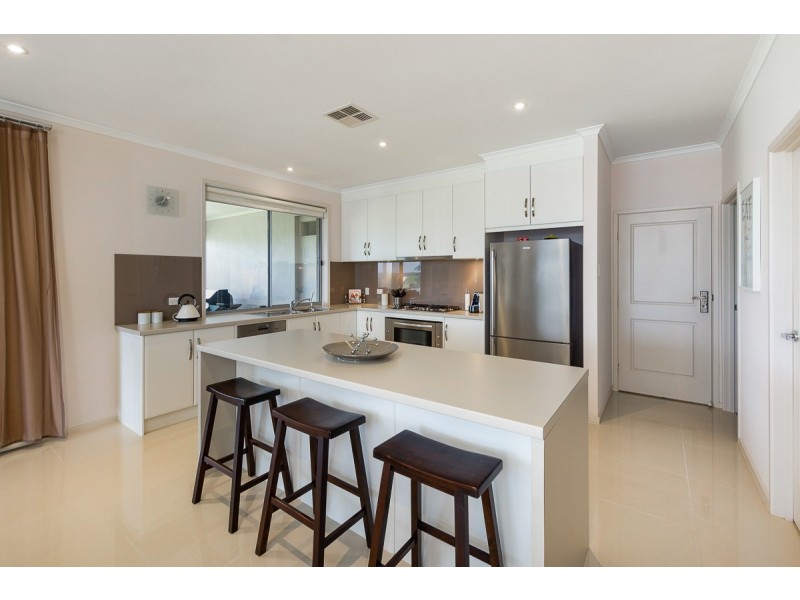 90 Marchant Road, Strathalbyn SA 5255