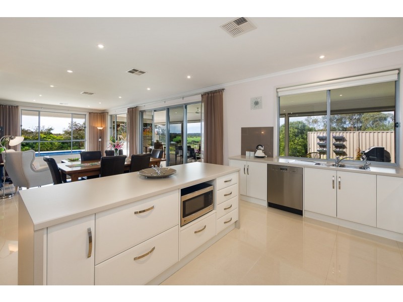 90 Marchant Road, Strathalbyn SA 5255