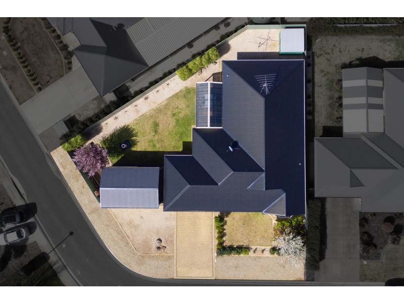 13 Strathford Way, Strathalbyn SA 5255