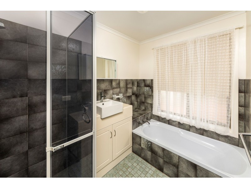 20 Liverpool Drive, Strathalbyn SA 5255