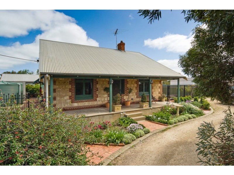 41 Sandergrove Road, Strathalbyn SA 5255