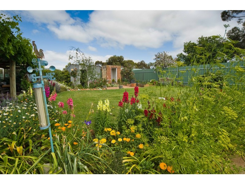 41 Sandergrove Road, Strathalbyn SA 5255