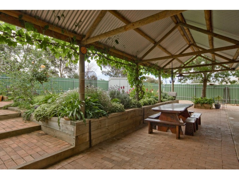 41 Sandergrove Road, Strathalbyn SA 5255