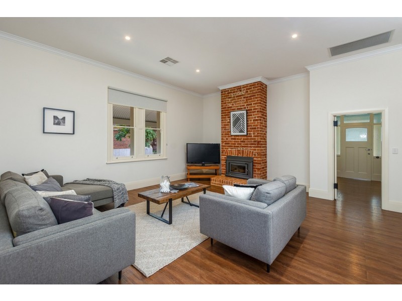 18 Manse Road, Strathalbyn SA 5255