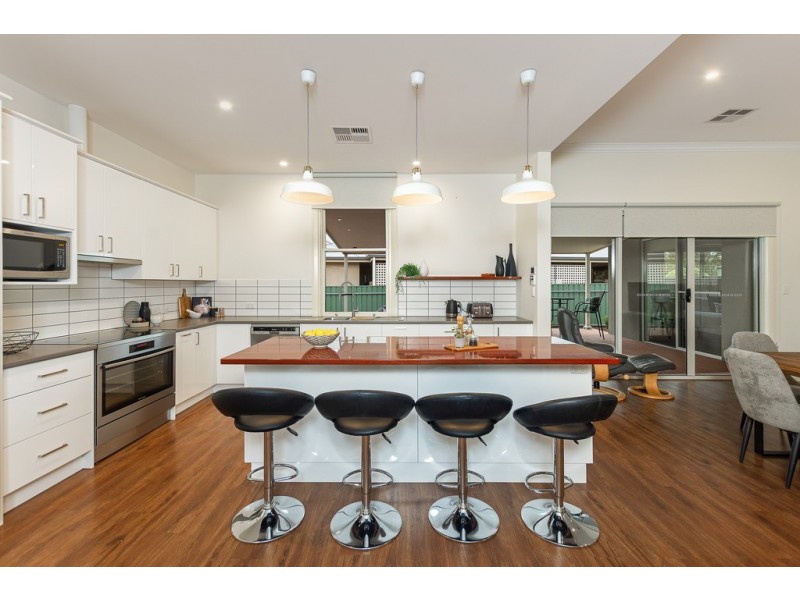 18 Manse Road, Strathalbyn SA 5255