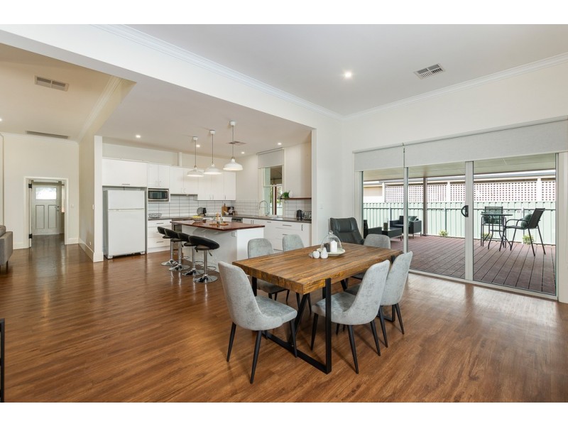 18 Manse Road, Strathalbyn SA 5255