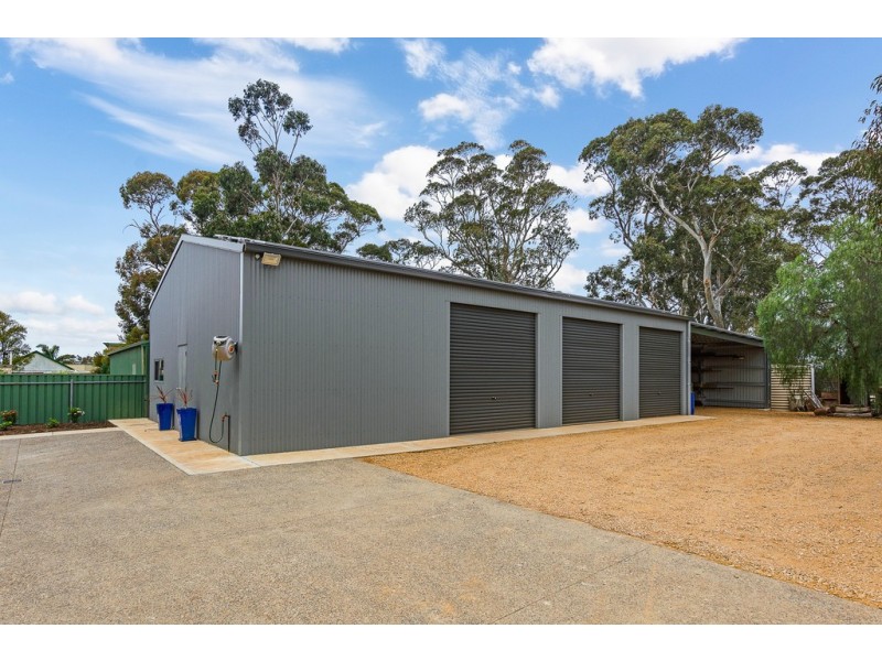 18 Manse Road, Strathalbyn SA 5255