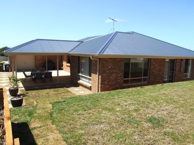 12 St Andrews Drive, Strathalbyn SA 5255