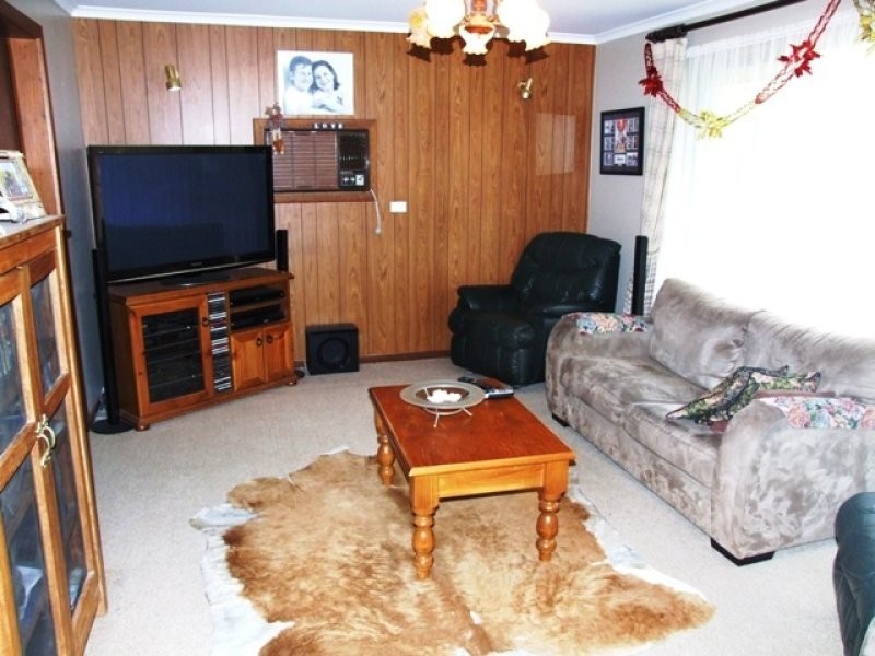 7 Stephens Avenue, Strathalbyn SA 5255