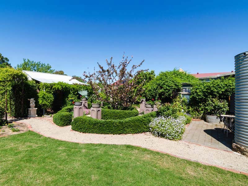 20 North Parade, Strathalbyn SA 5255