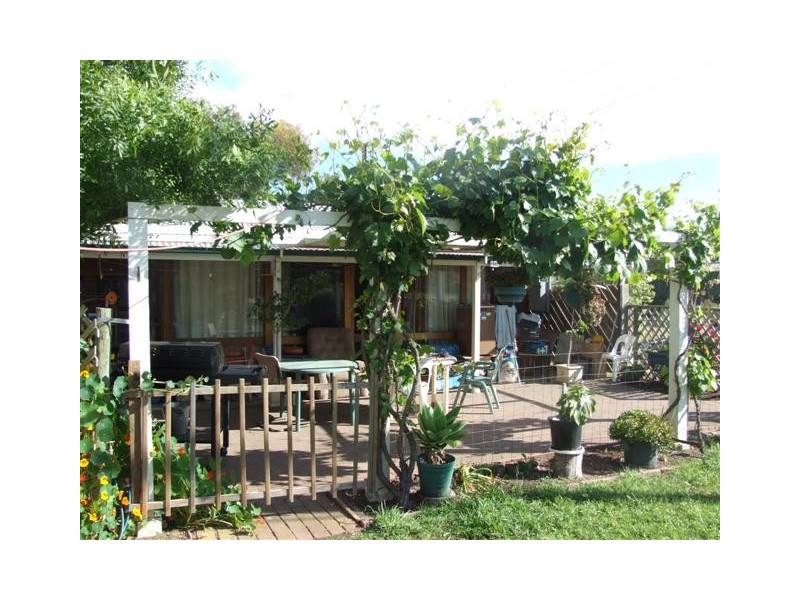 20 Markland Street, Milang SA 5256