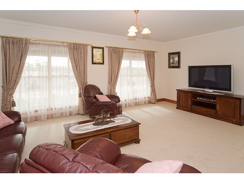 Lot 4 Trainers Way, Strathalbyn SA 5255