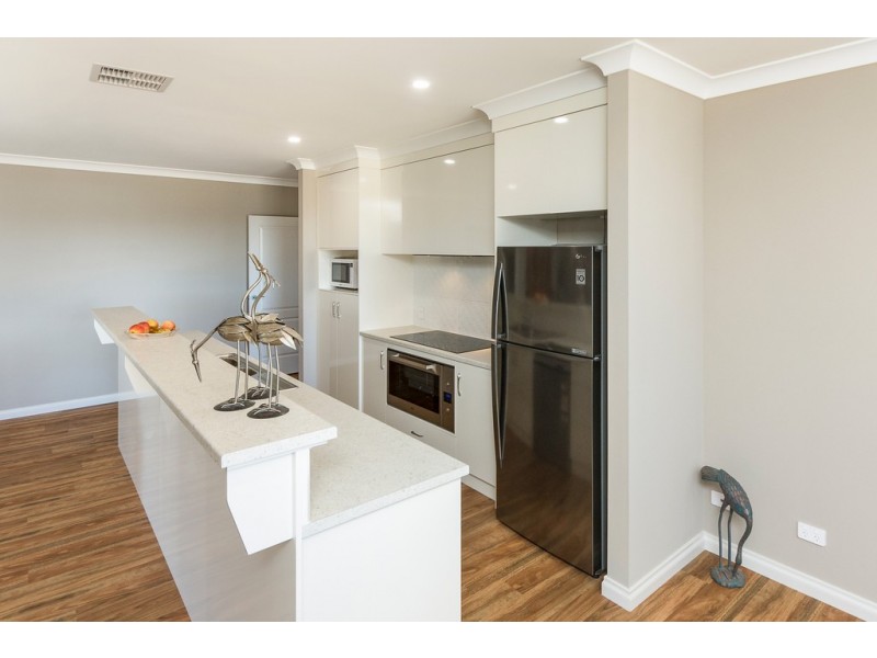 15 Davey Street, Strathalbyn SA 5255